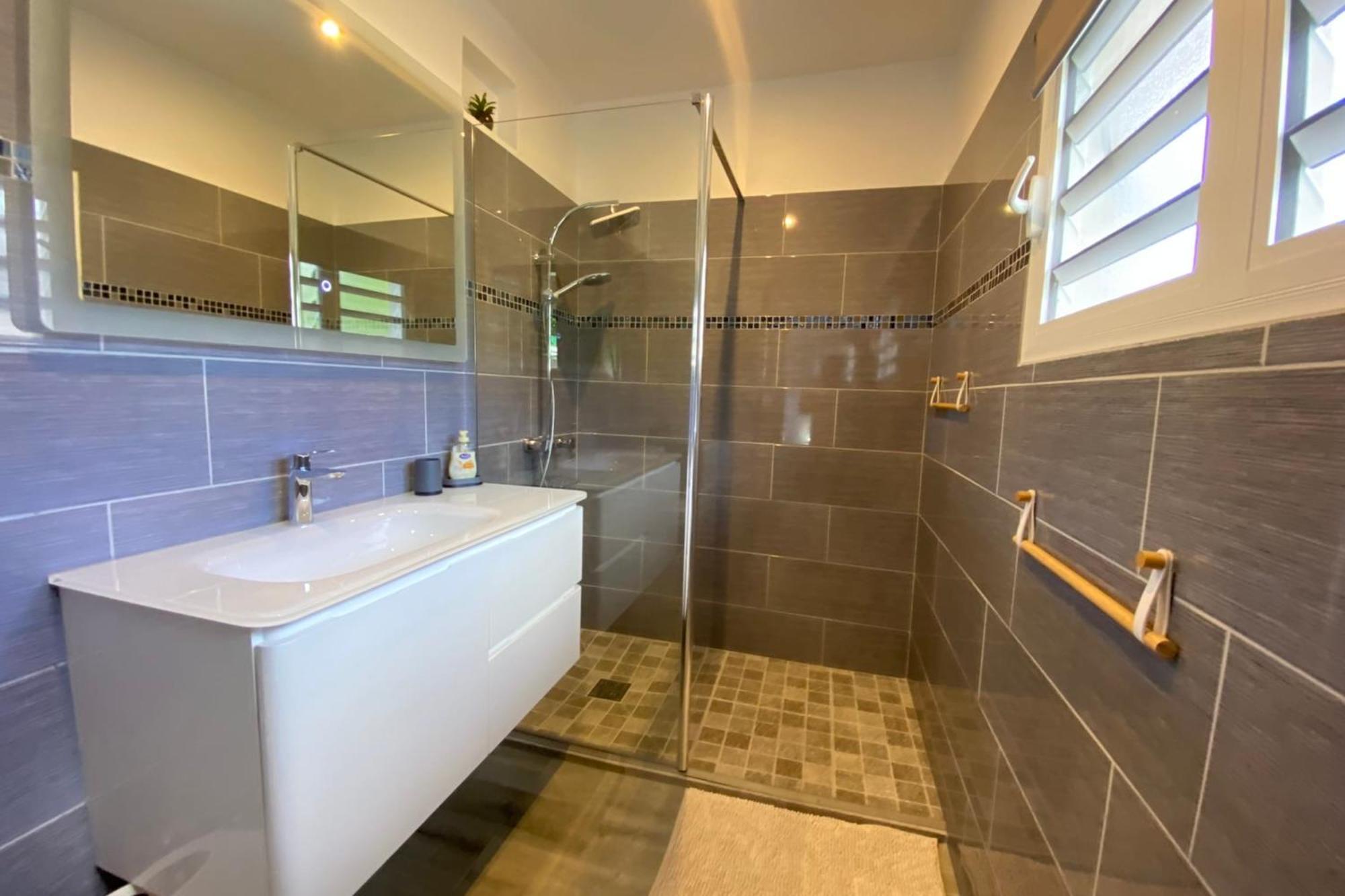 972M Beautiful Air-Conditioned Villa With Garden Le Carbet Exterior photo